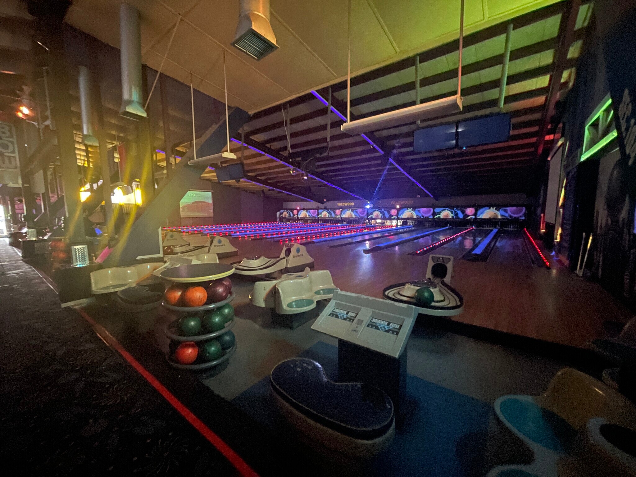 3951 Lake Ave, Riverhead, NY 11901 Wildwood Lanes