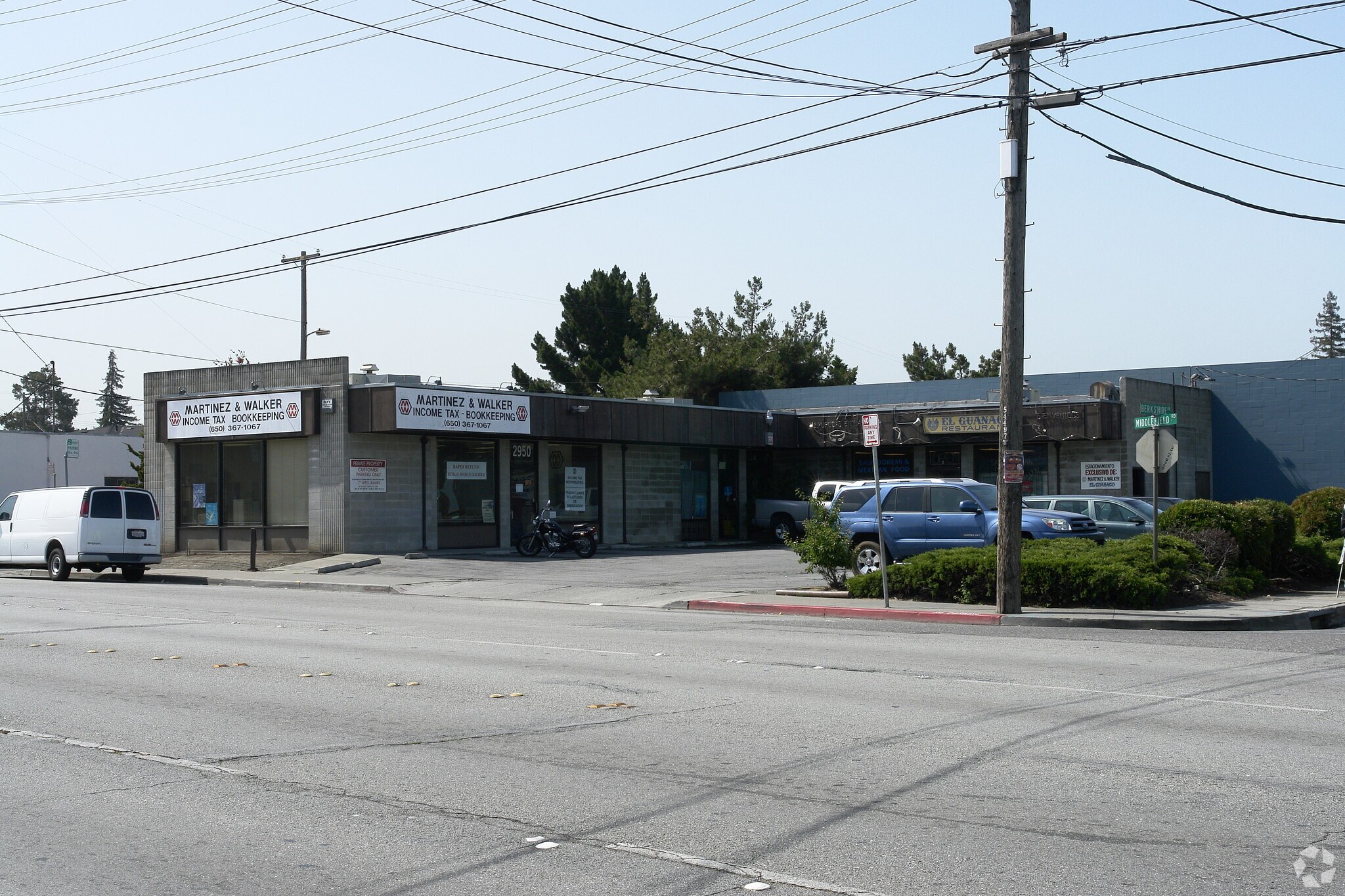 2950 Middlefield Rd, Redwood City, CA for lease Primary Photo- Image 1 of 4