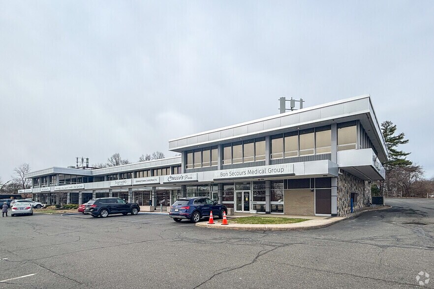 60 Dutch Hill Rd, Orangeburg, NY for sale - Primary Photo - Image 1 of 1