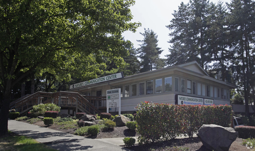 12207 NE 8th St, Bellevue, WA for lease - Primary Photo - Image 1 of 9