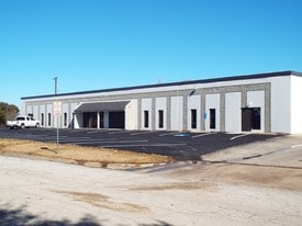 3007 Pleasant Valley Ln, Arlington TX - Warehouse