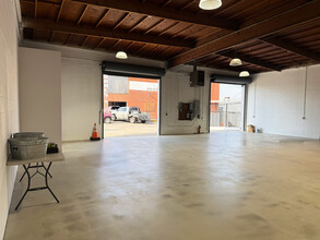 419-421 E El Segundo Blvd, El Segundo, CA for lease Interior Photo- Image 2 of 5