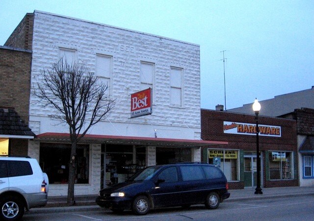 213-215 E Railway St, Coleman, MI for sale - Primary Photo - Image 1 of 1