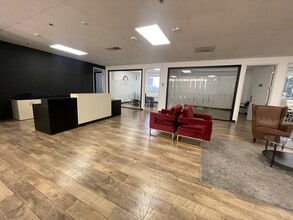 901 W Civic Center Dr, Santa Ana, CA for lease Lobby- Image 1 of 20