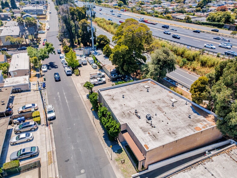 1537 & 1503 S. 56th St portfolio of 2 properties for sale on LoopNet.com - Building Photo - Image 2 of 22