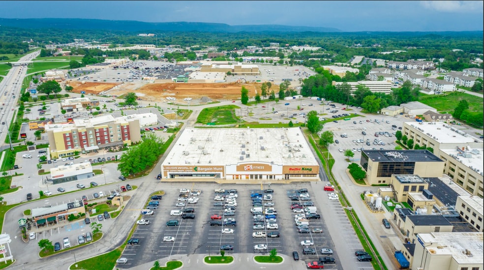 5200-5425 Highway 153, Hixson, TN for lease - Building Photo - Image 3 of 13