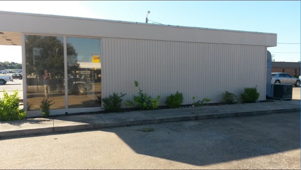 913 Highway 84 W, Caruthersville, MO for lease - Building Photo - Image 3 of 6