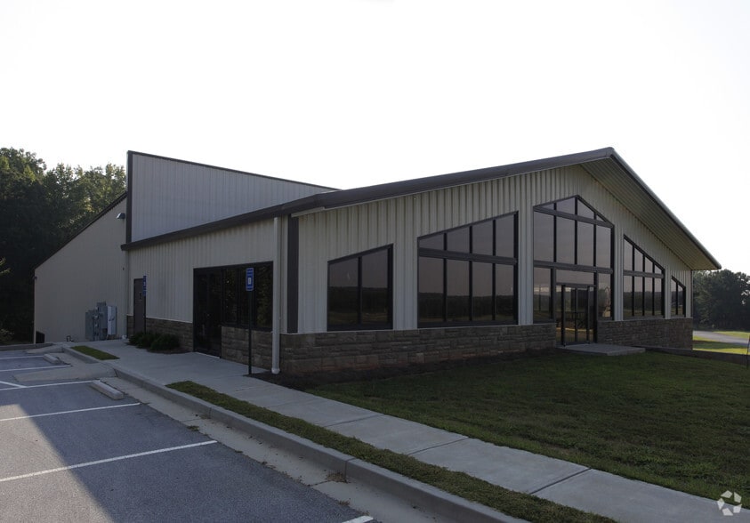 1150 Echo Ct, Peachtree City, GA for lease - Primary Photo - Image 3 of 10