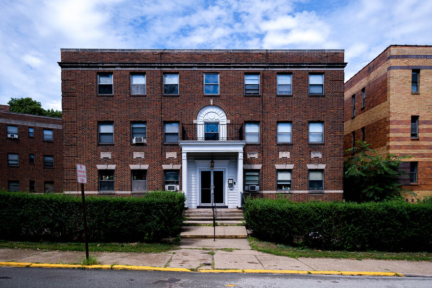 3336 Brownsville Rd, Pittsburgh, PA for sale - Building Photo - Image 1 of 1