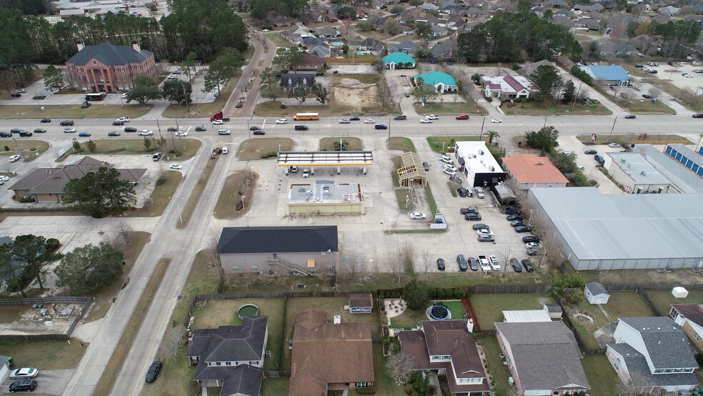 2301 Gause Blvd E, Slidell, LA for sale - Building Photo - Image 3 of 9