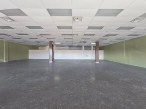 1030 Forrest Ave, Dover, DE for lease Interior Photo- Image 2 of 3
