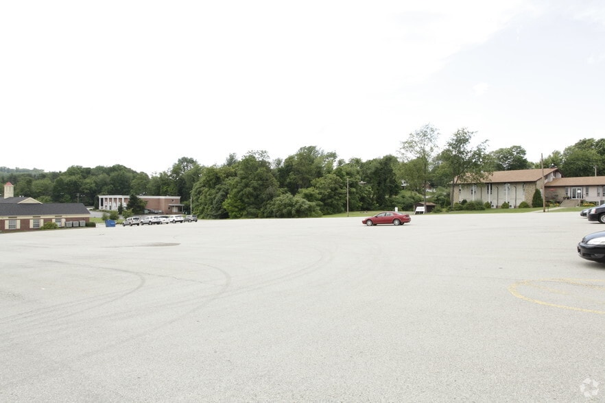 218 Frye Farm Rd, Greensburg, PA for sale - Building Photo - Image 3 of 4