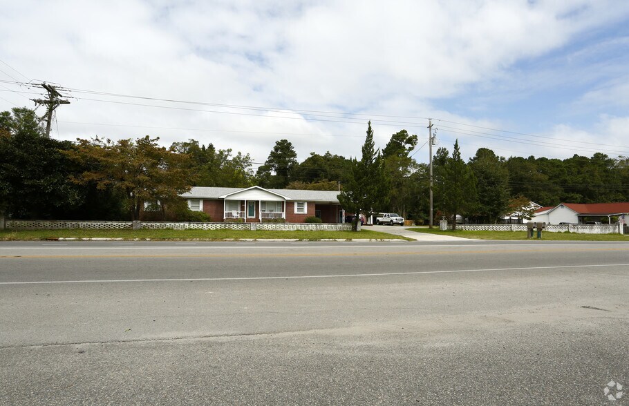 2604 N Castle Haynes Rd, Wilmington, NC for sale - Primary Photo - Image 1 of 1