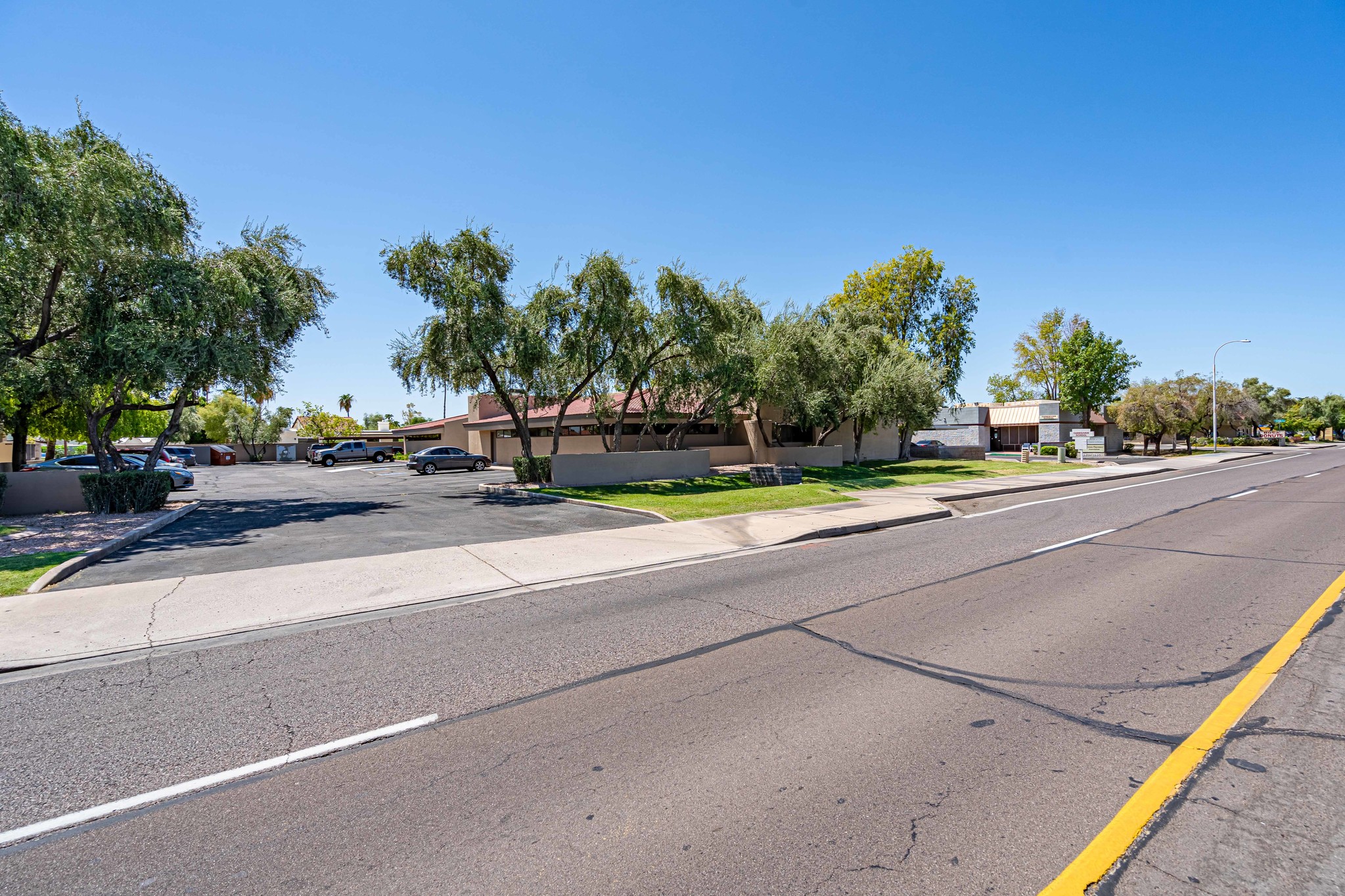 1847 E Southern Ave, Tempe, AZ for lease Primary Photo- Image 1 of 7