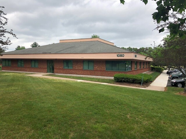 Office in Windsor, CT for sale - Primary Photo - Image 1 of 1