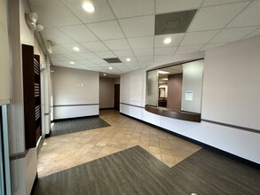 3115 College Park Dr, Conroe, TX for lease Building Photo- Image 1 of 21