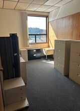 1912 SE Monroe St, Portland, OR for lease Interior Photo- Image 2 of 10