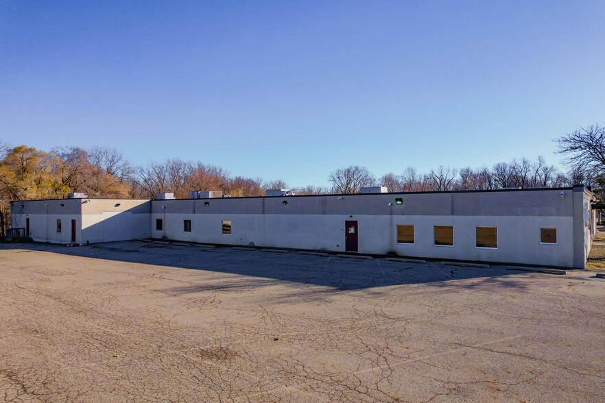 3215 S Pennsylvania Ave, Lansing, MI for sale - Building Photo - Image 2 of 30