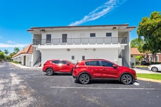 201 N University Dr, Plantation, FL for lease Building Photo- Image 2 of 9