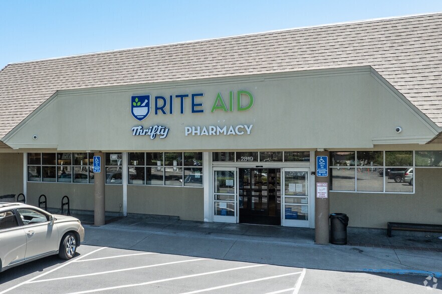 Se Hopyard Rd, Pleasanton, CA for lease - Building Photo - Image 2 of 2