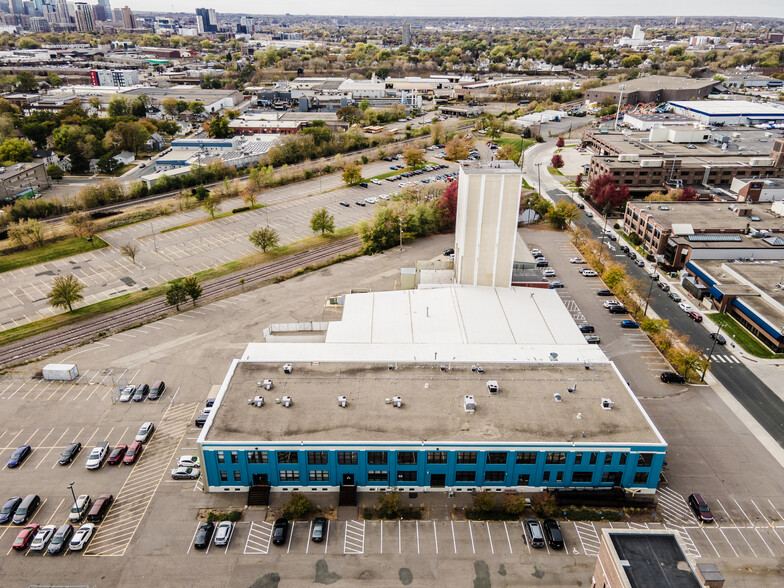 2300-2310 Kennedy St NE, Minneapolis, MN for lease - Aerial - Image 2 of 11