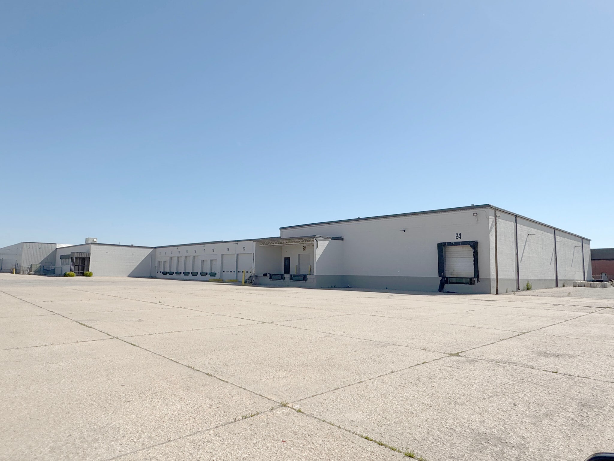 700 E 37th St N, Wichita, KS for lease Building Photo- Image 1 of 5