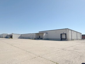 700 E 37th St N, Wichita, KS for lease Building Photo- Image 2 of 4