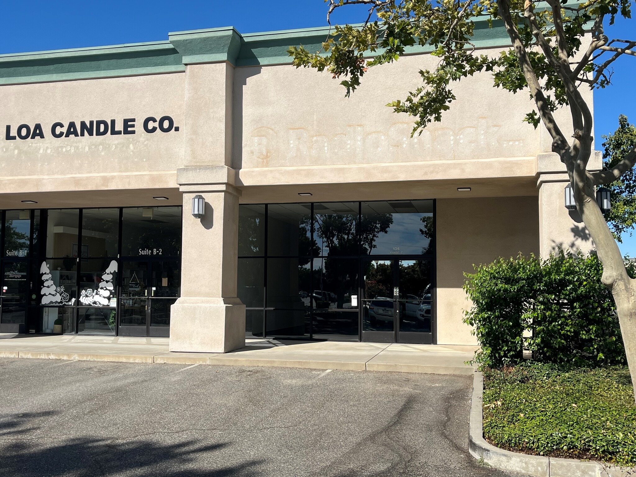 136 N Maag Ave, Oakdale, CA for lease Interior Photo- Image 1 of 11