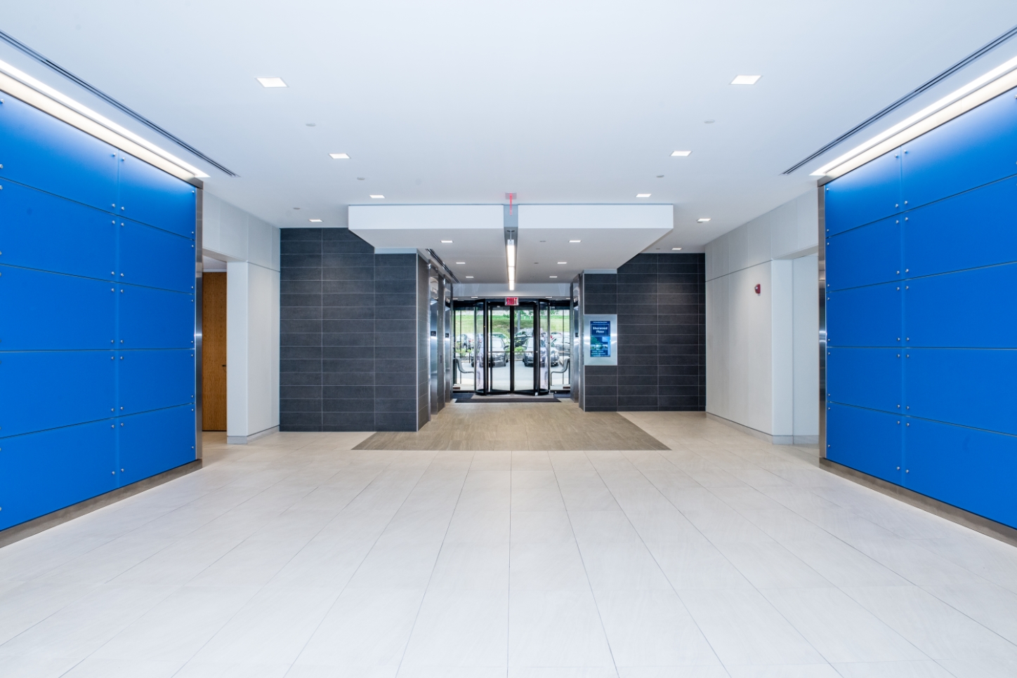 9990 Fairfax Blvd, Fairfax, VA for lease Lobby- Image 1 of 5