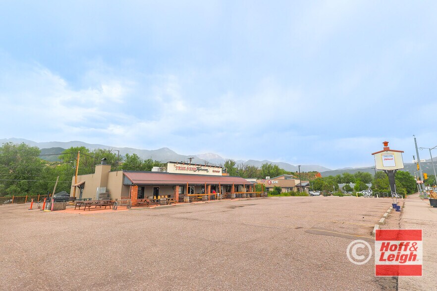 2925 W Colorado Ave, Colorado Springs, CO for sale - Building Photo - Image 2 of 16