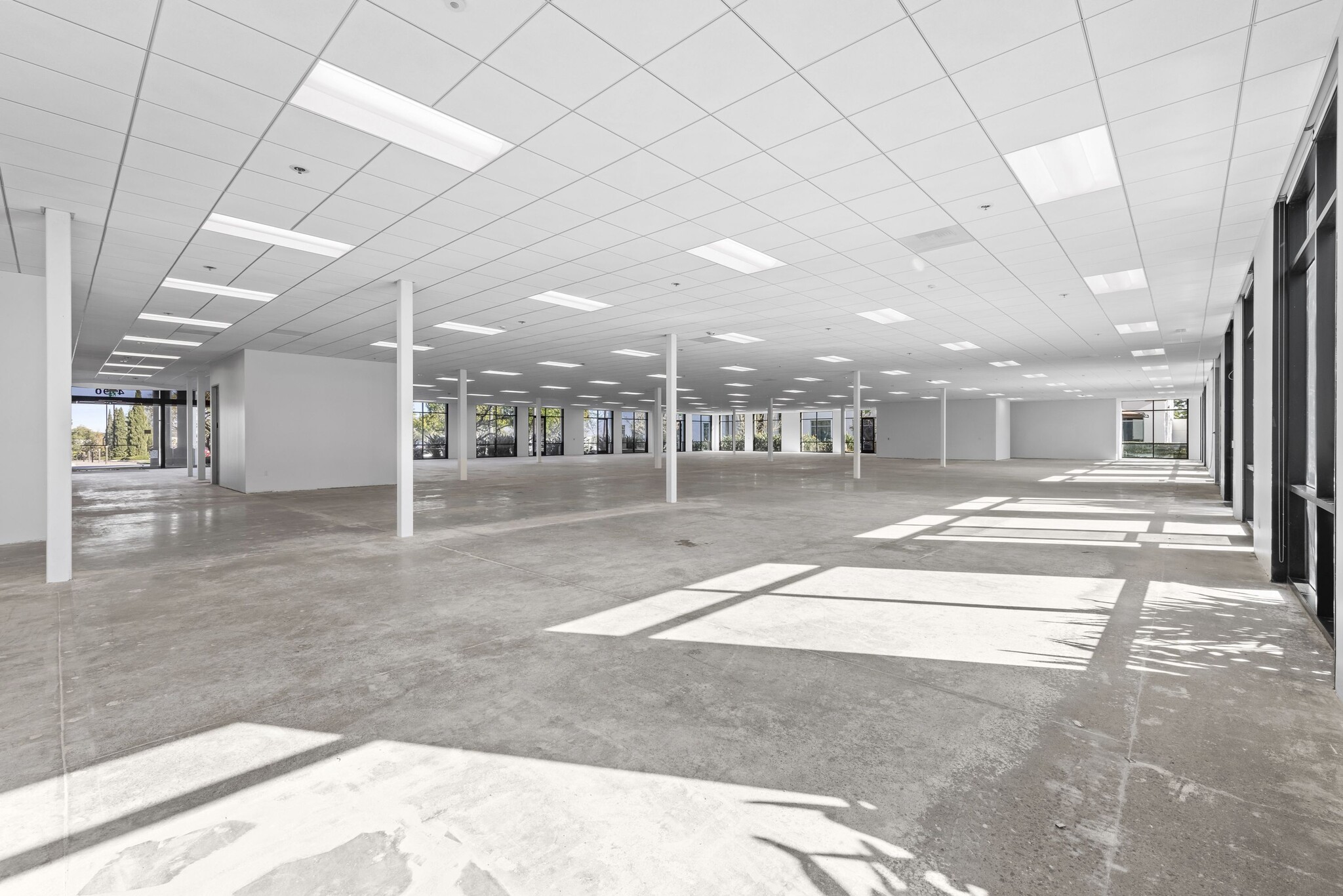 4790 Eastgate Mall, San Diego, CA for lease Interior Photo- Image 1 of 6