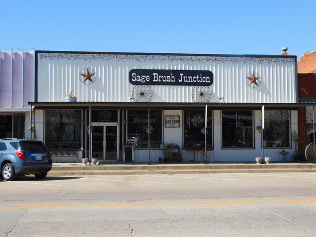 110 S Main St, Fairview, OK for sale Primary Photo- Image 1 of 1