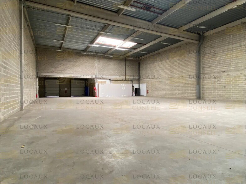 Office in Herblay for lease - Primary Photo - Image 1 of 6