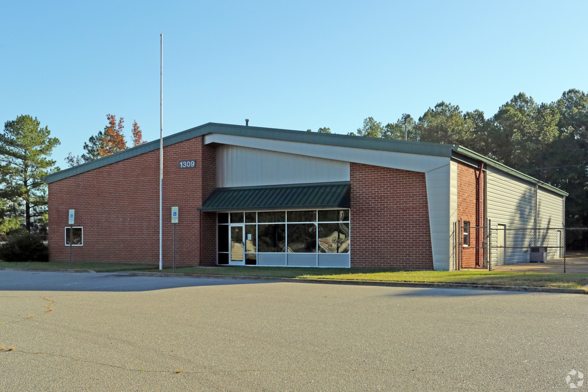 1309 S Wesleyan Blvd, Rocky Mount, NC for sale Primary Photo- Image 1 of 1