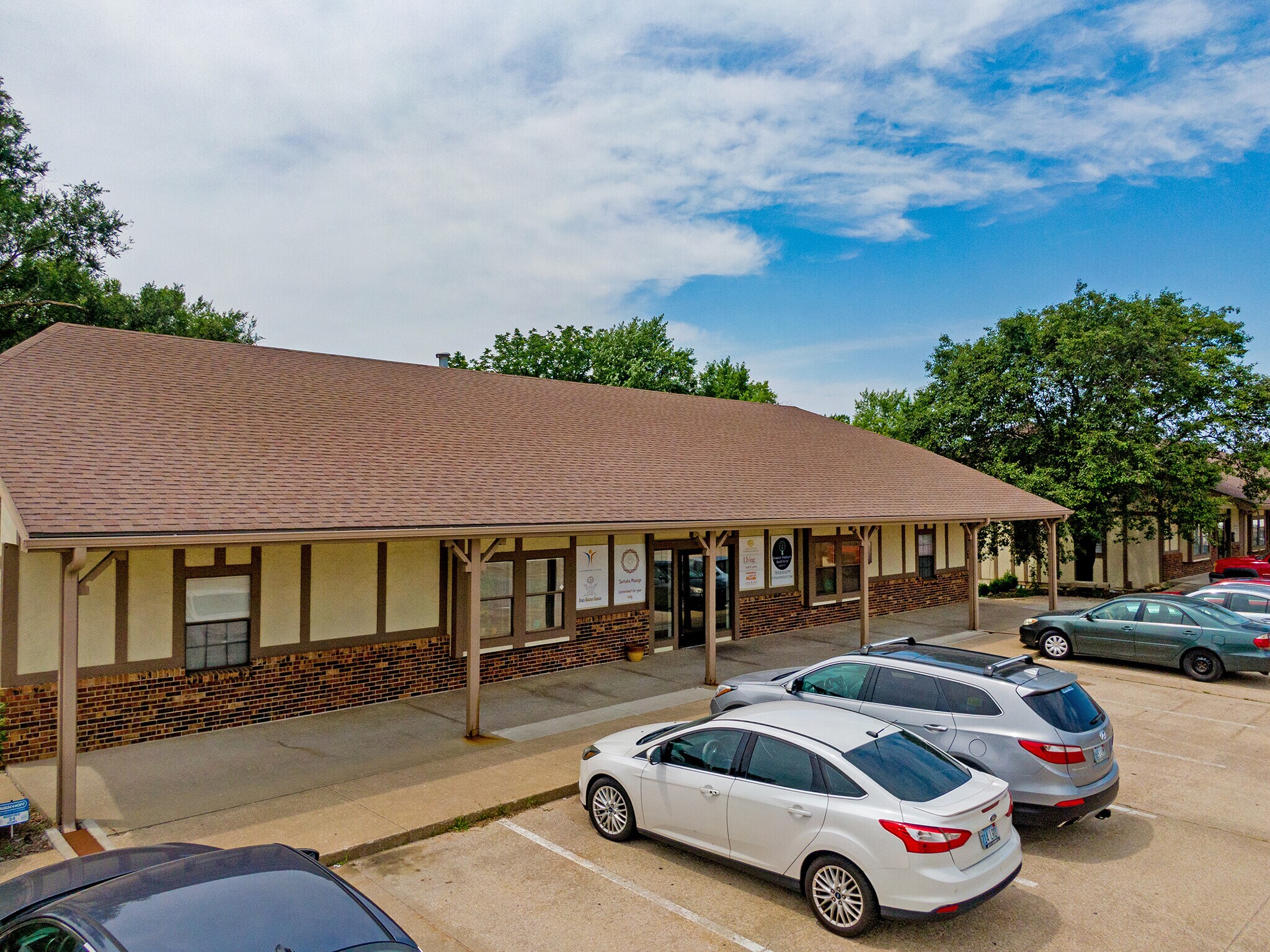 2619 W 6th St, Lawrence, KS for sale Building Photo- Image 1 of 1