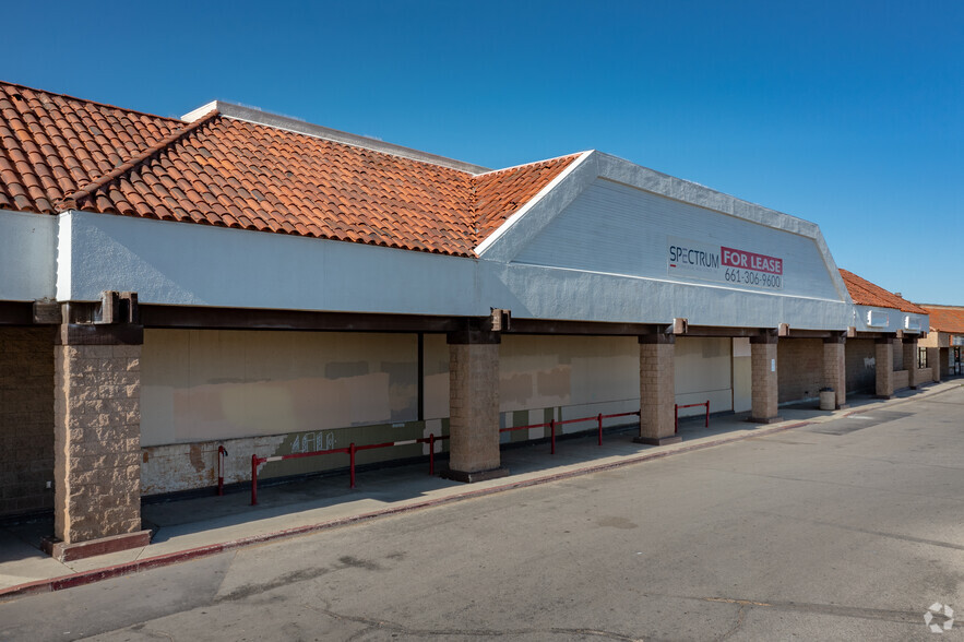 2616 E Palmdale Blvd, Palmdale, CA for sale - Primary Photo - Image 1 of 1