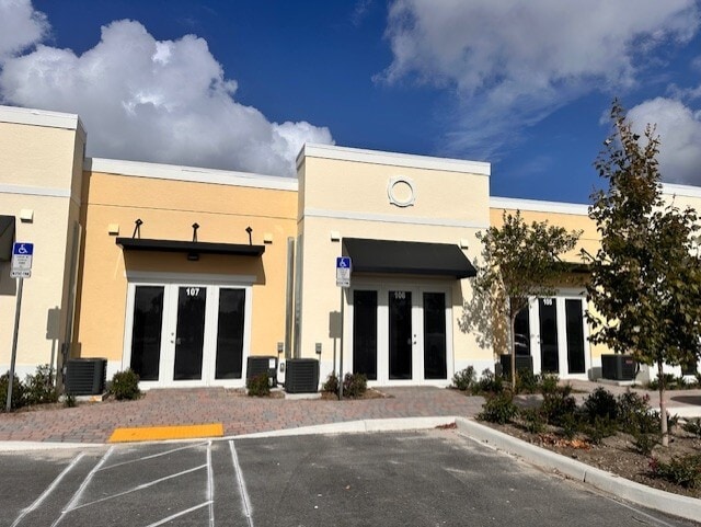 11950 SW Tom Mackie Blvd, Port Saint Lucie, FL for lease - Building Photo - Image 1 of 6