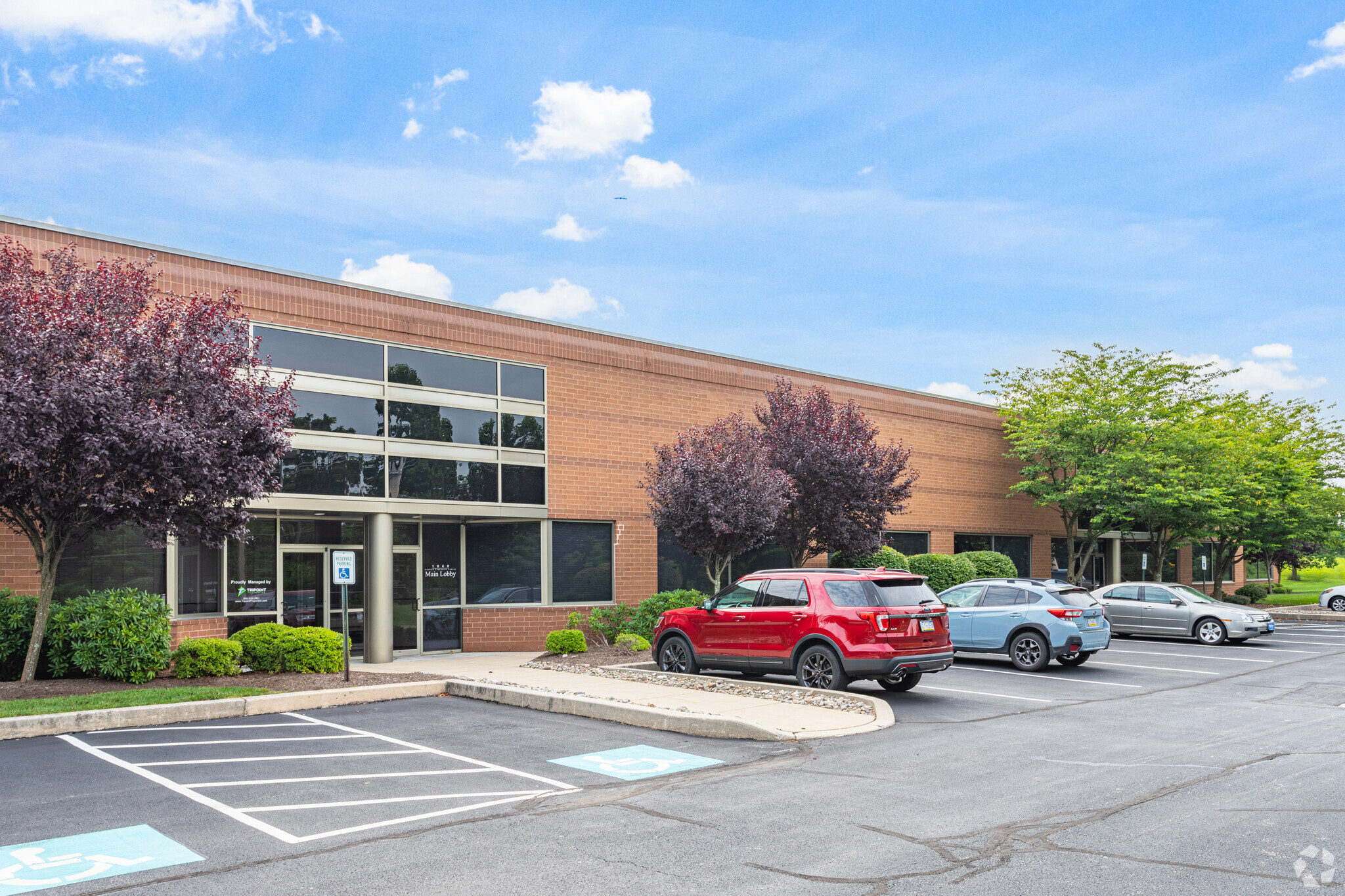 1060 Andrew Dr, West Chester, PA for lease Building Photo- Image 1 of 5