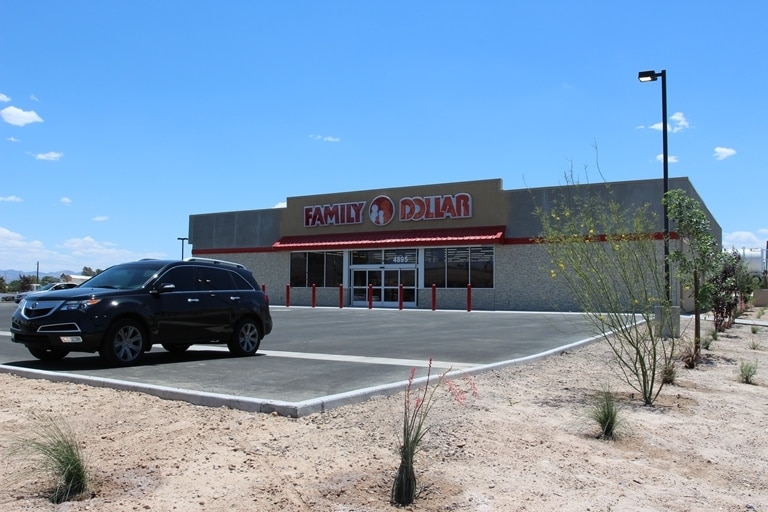 4895 E Tropicana Ave, Las Vegas, NV for lease Primary Photo- Image 1 of 3