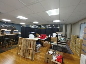 2828 N Clark St, Chicago, IL for lease Interior Photo- Image 1 of 13