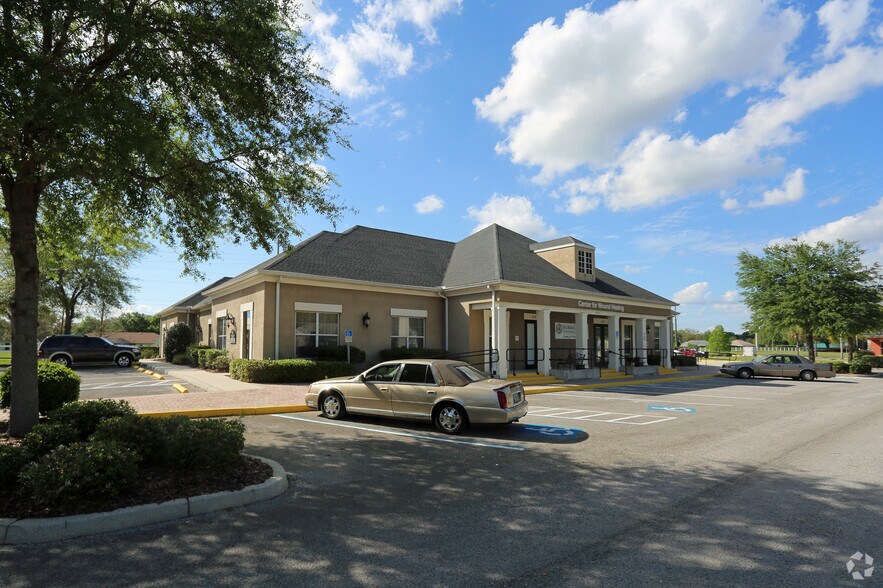 6217 Abbott Station Dr, Zephyrhills, FL 33542