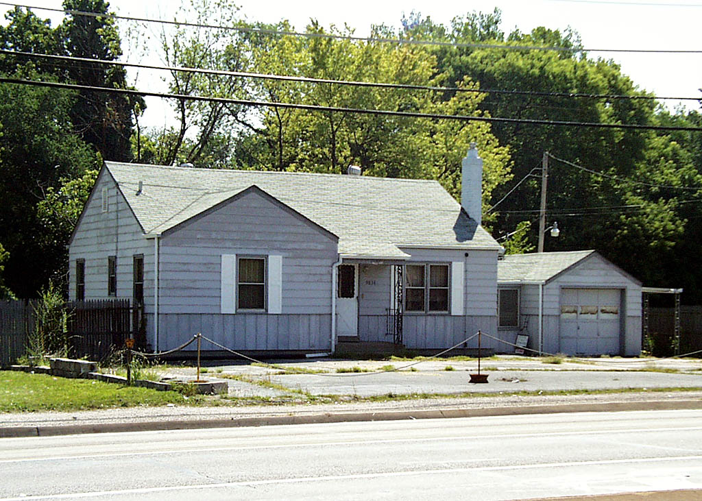 9834 Halls Ferry Rd, Jennings, MO for sale Primary Photo- Image 1 of 1