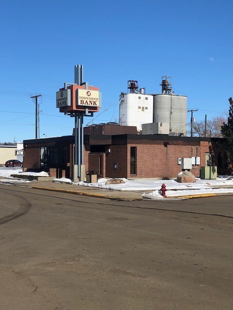 125 4th St S, Glasgow, MT for sale Primary Photo- Image 1 of 1