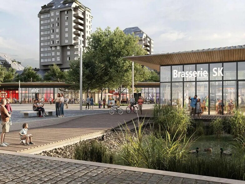 Retail in Noisy-le-Grand for lease - Building Photo - Image 1 of 5