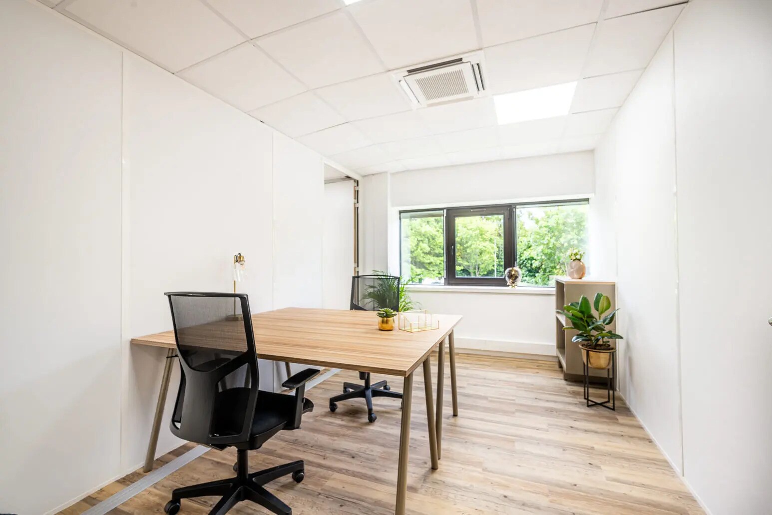 8 Boulevard Albert Einstein, Nantes for lease Building Photo- Image 1 of 18