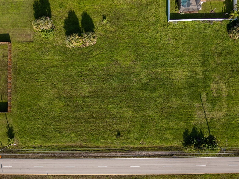 820 El Dorado N blvd, Cape Coral, FL for sale - Aerial - Image 2 of 27