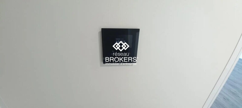 Office in L'Union for lease - Interior Photo - Image 2 of 14