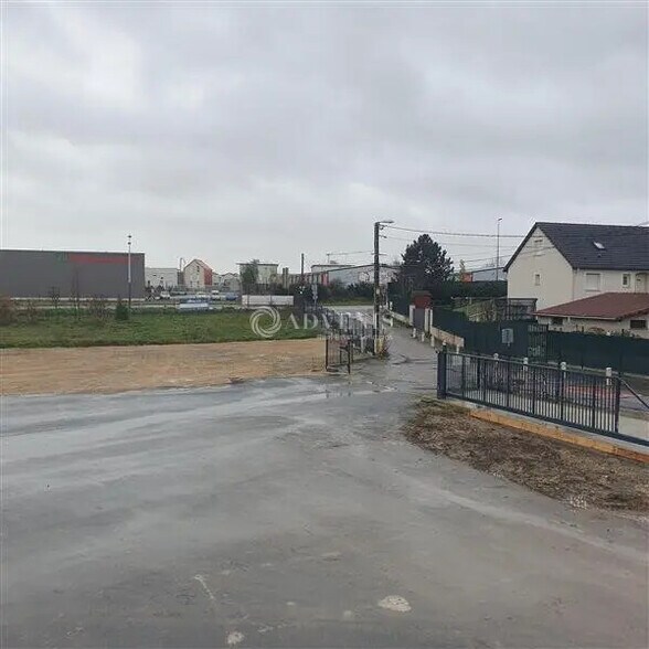 Office in Seichamps for lease - Site Plan - Image 3 of 7