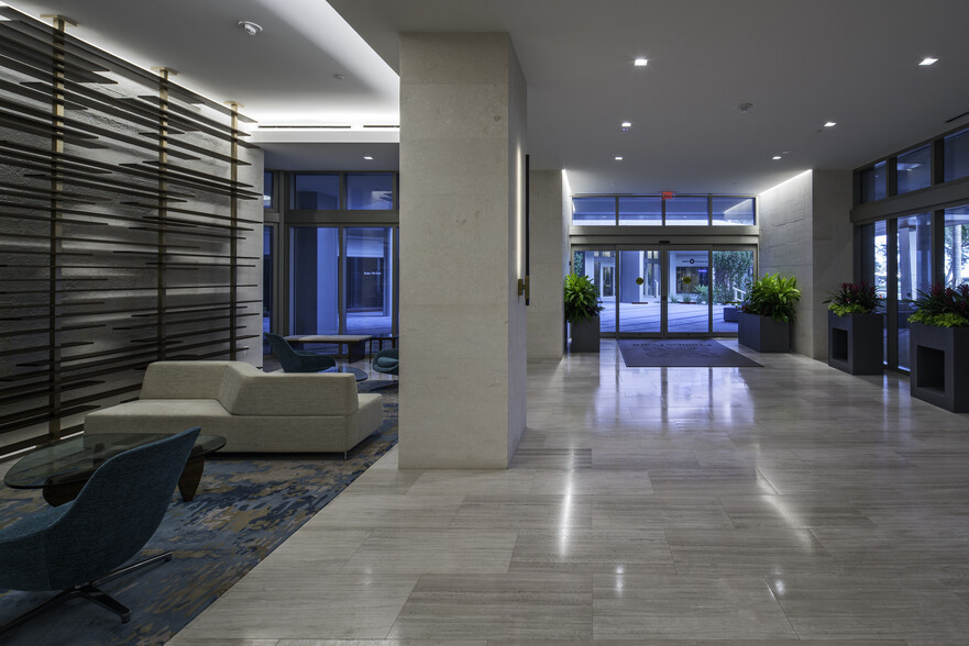 777 S Flagler Dr, West Palm Beach, FL for lease - Lobby - Image 3 of 9