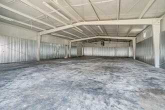 400 Westbrook Ct, Spartanburg, SC for lease Building Photo- Image 2 of 9